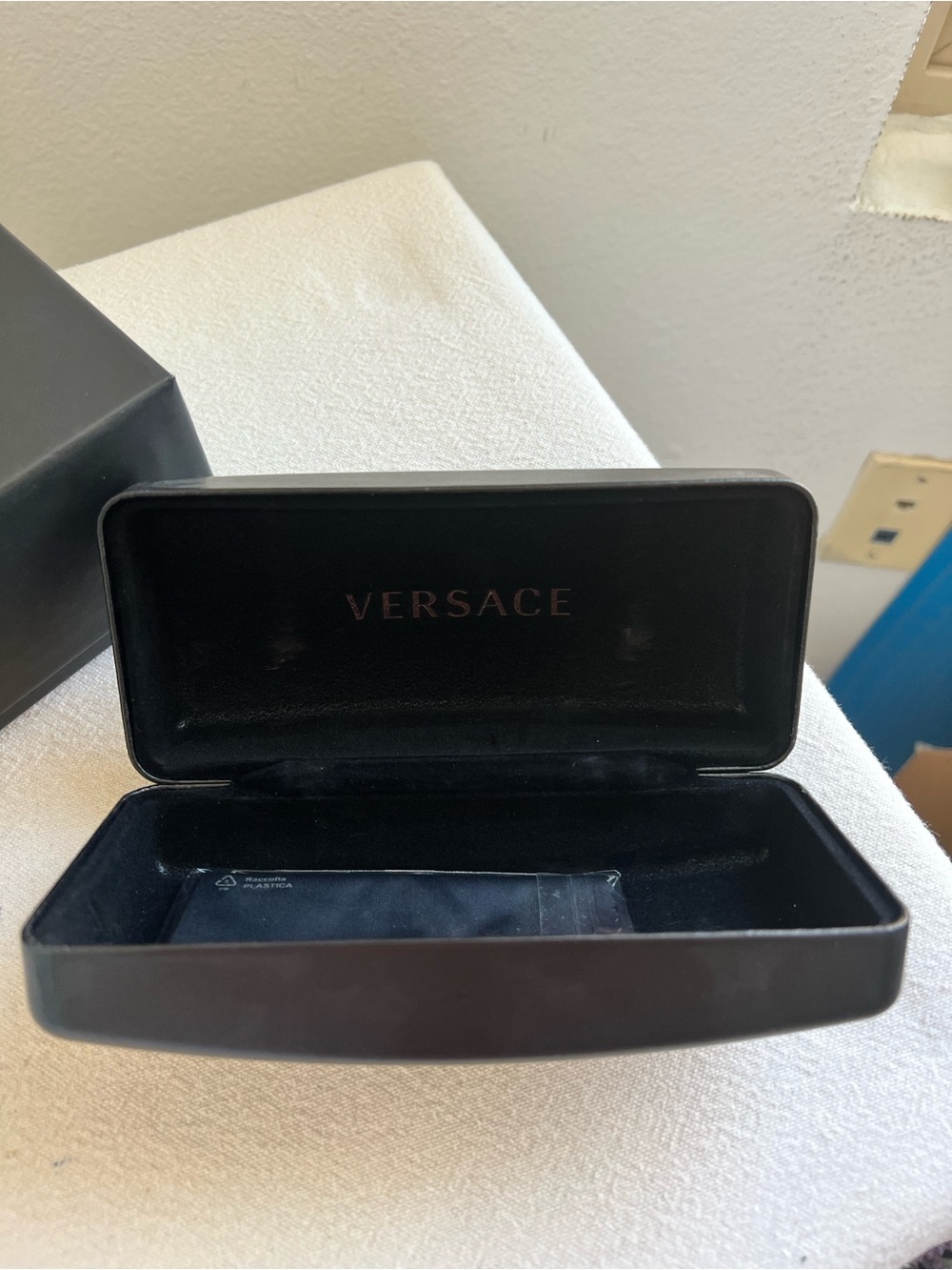 Versace Black and Gold Women's Glasses Case - Logo Detail - Picture 3 of 5
